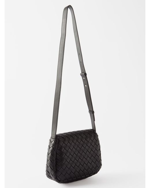 Bottega Cobble Intrecciatoleather Crossbody Bag in Black for Men Lyst