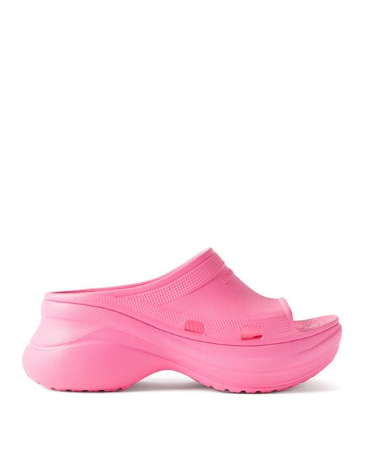 balenciaga pink crocs