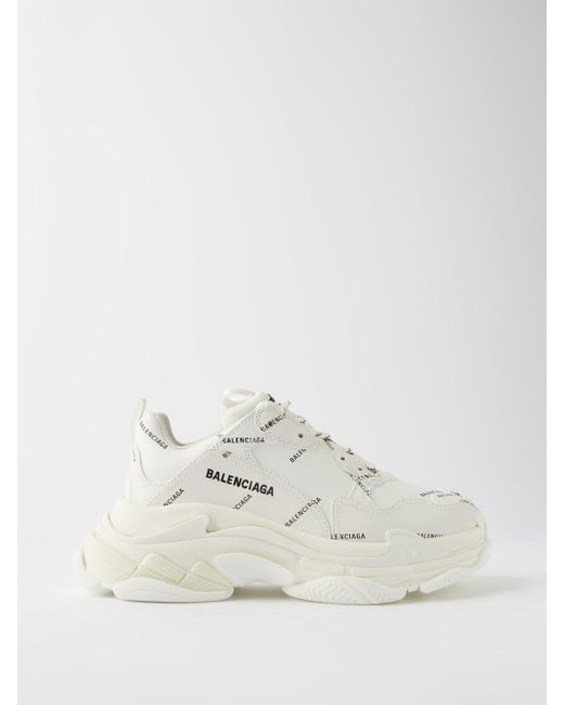 triple white balenciaga runners