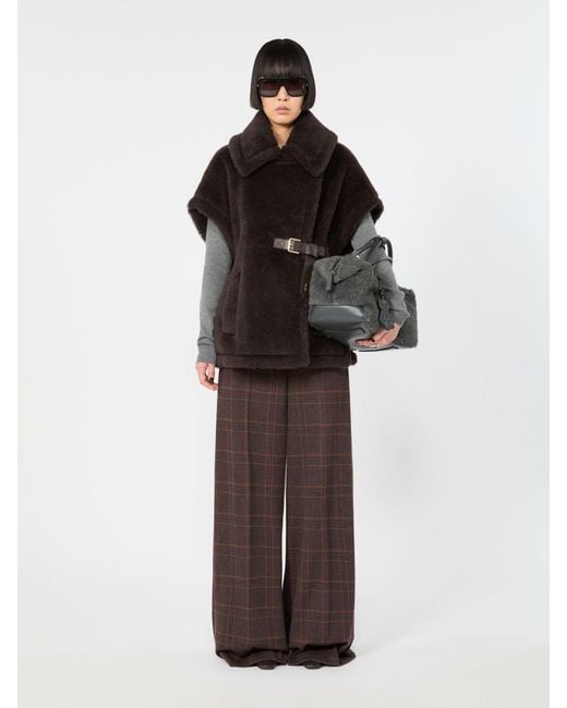 Cappa di Max Mara in Black