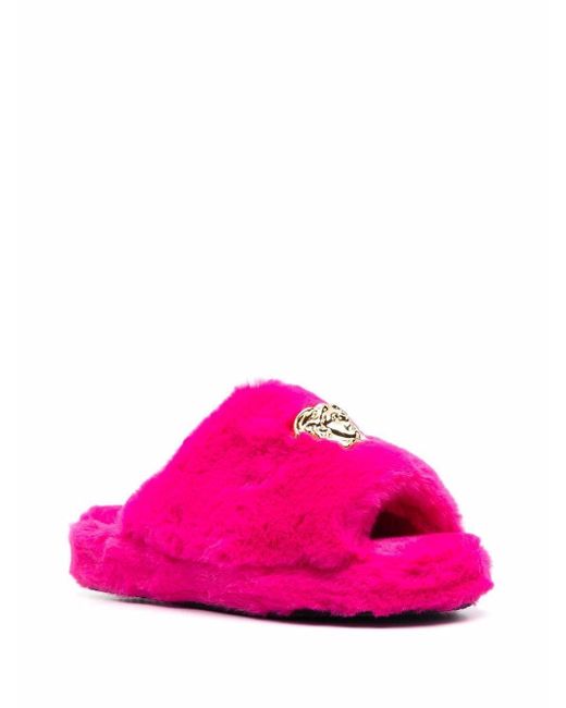 red faux fur slides