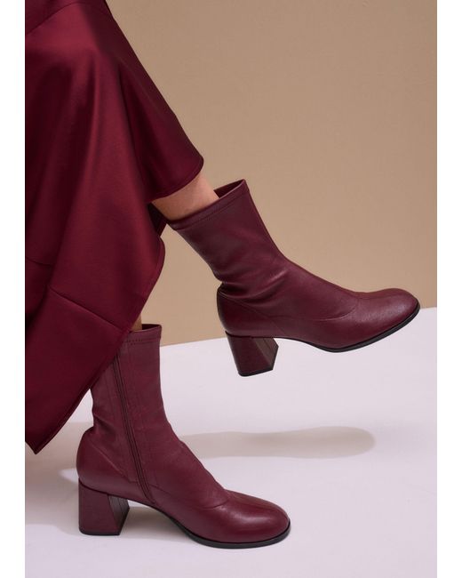 ME+EM Purple Ankle Stretch Boot