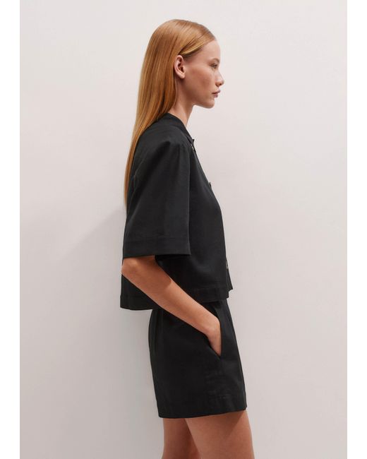 ME+EM Black Crease-Less Linen Boxy Crop Shirt