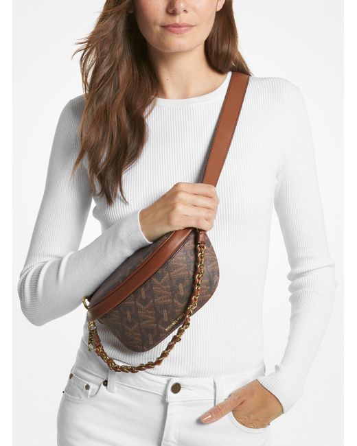 MICHAEL Michael Kors Brown Sling-Tasche Slater Extra-Small Mit Empire Signature-Logomuster