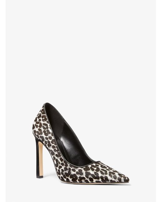 Mkzapato De Salón Clara De Pelo De Becerro Con Estampado De Leopardo MICHAEL Michael Kors de color White