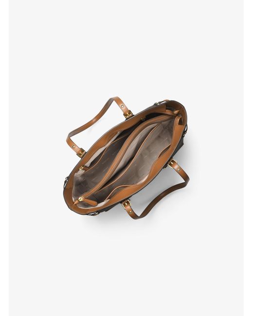 michael kors bag voyager