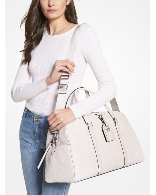 Michael kors large weekender hotsell