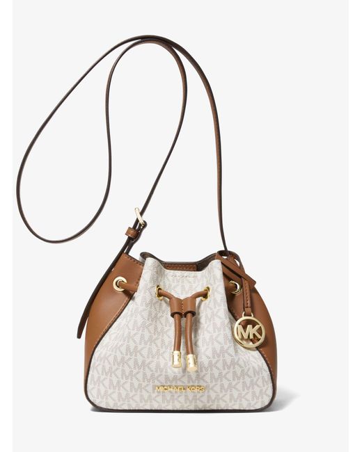 michael kors phoebe bucket bag