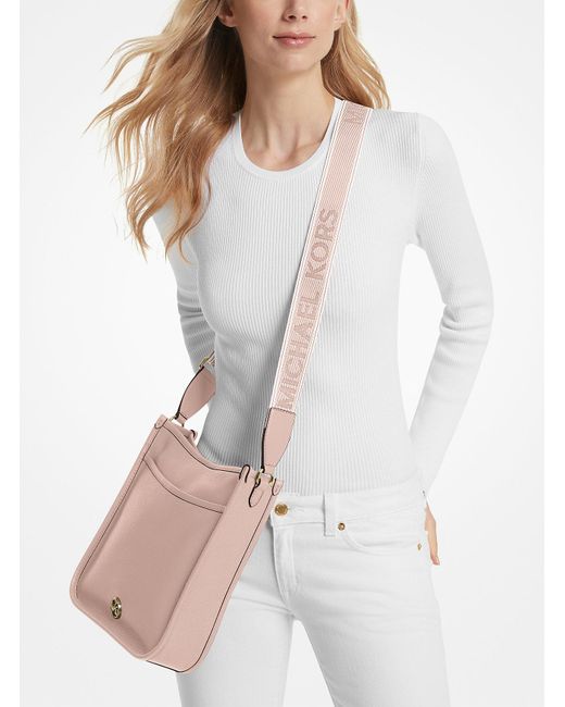 Mk Borsa A Spalla Raven Grande di Michael Kors in Pink