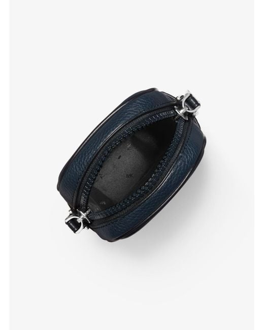 Michael Kors Greyson Pebbled Leather Smartphone Crossbody Bag in Navy (Blue) for Men - Lyst