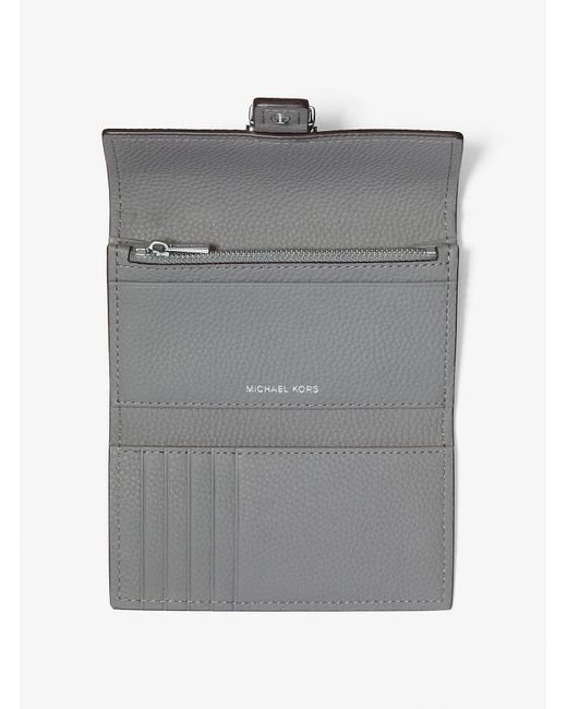 Mk Portefeuille Nolita De Taille Moyenne En Cuir Grainé À Trois Volets MICHAEL Michael Kors en coloris Gray