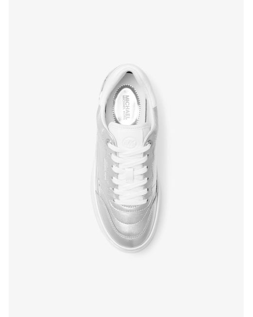 Sneaker Hayes in pelle metallizzata con plateau di MICHAEL Michael Kors in White