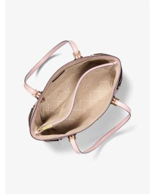 Mk Grand Cabas Voyager À Couleurs Contrastées Et À Logo Signature Michael Kors Outlet en coloris Pink