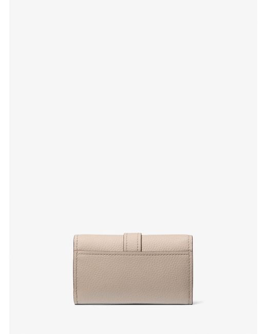 Mk Portafoglio Nolita A Tre Ante Medio di MICHAEL Michael Kors in Natural