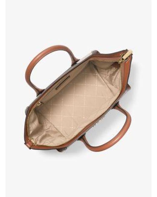 Mk Borsa A Mano Avril Grande Con Stampa Logo di Michael Kors Outlet in Natural
