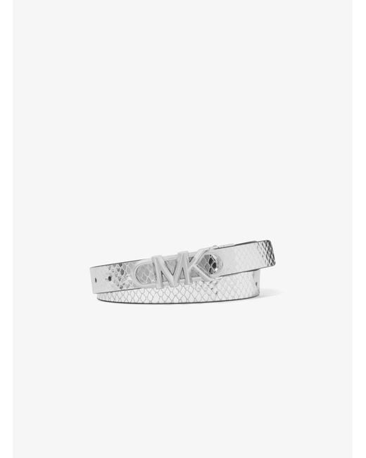 Cintura reversibile con stampa serpente metallizzata e logo Empire di MICHAEL Michael Kors in White