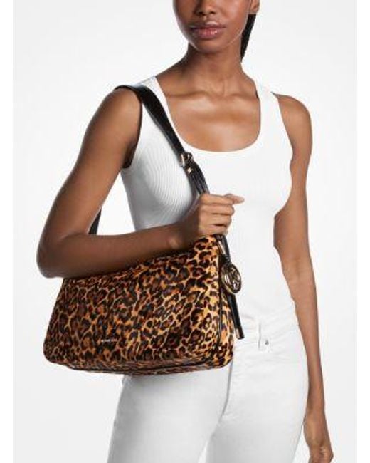 Mk Sac Porté Épaule Nolita De Taille Moyenne En Poil De Vachette À Imprimé Léopard Michael Kors en coloris Brown