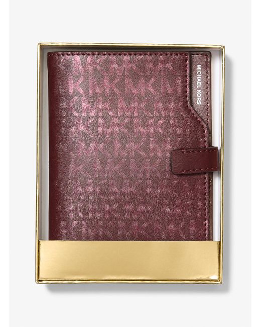 Mk Portafoglio Porta Passaporto Jet Set Con Stampa Logo Metallizzata di MICHAEL Michael Kors in Purple
