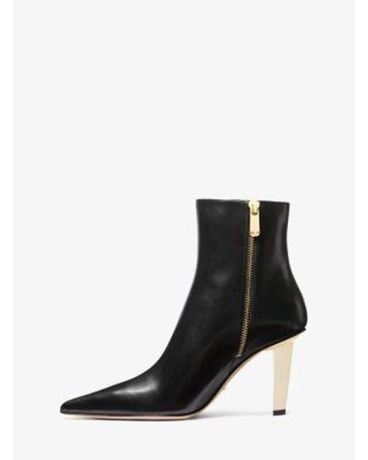 Mk Stivaletto Halle di MICHAEL Michael Kors in Black