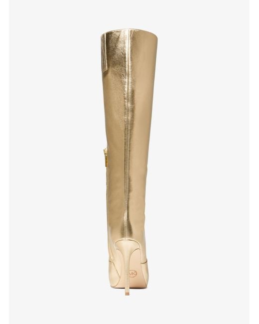 Botte Rue à hauteur de genou en cuir métallisé Michael Kors en coloris White