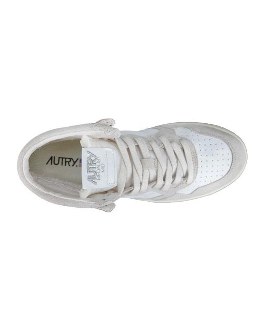 Autry Gray Leder-sneaker mit wildleder-details