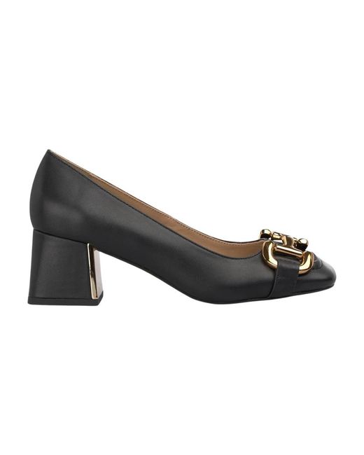 Alma En Pena. Black Pumps