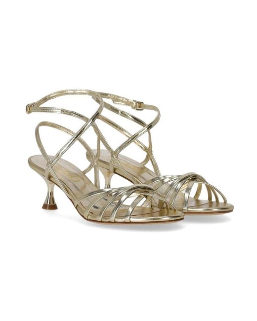 High Heel Sandals NCUB de color Metallic