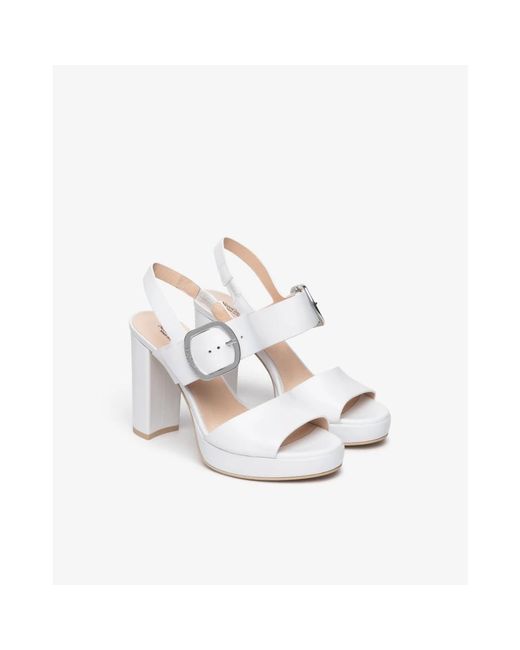 Nero Giardini White Weiße Sandalen Mit Schnalldetail