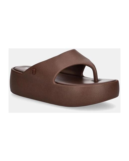 Flip Flops di Melissa in Brown