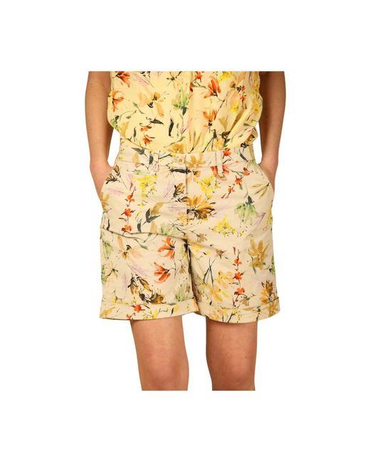 Shorts chino bermuda floral ajuste curvy Mason's de color Yellow