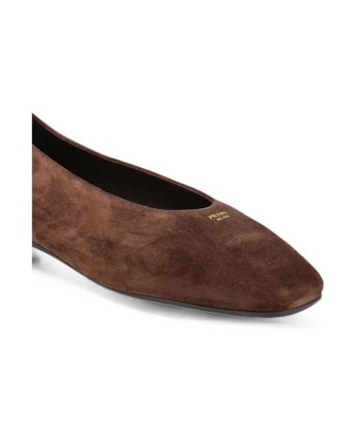 Prada Brown Wildleder-Loafer