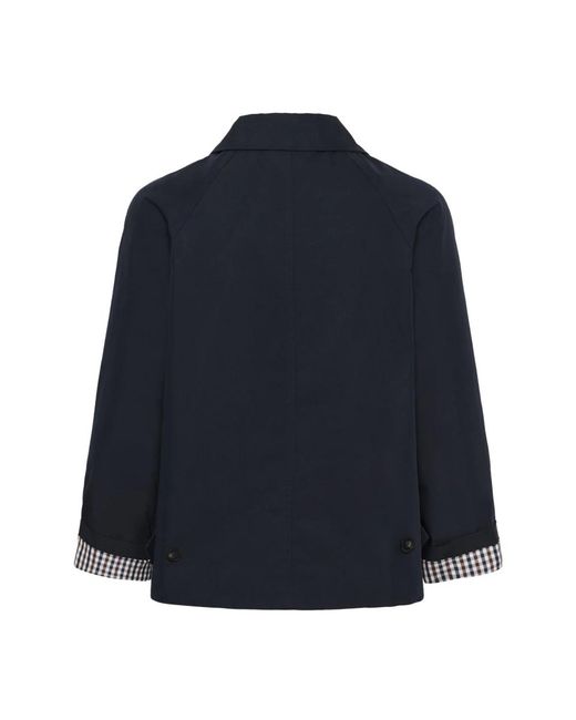 Light Jackets Part Two de color Blue