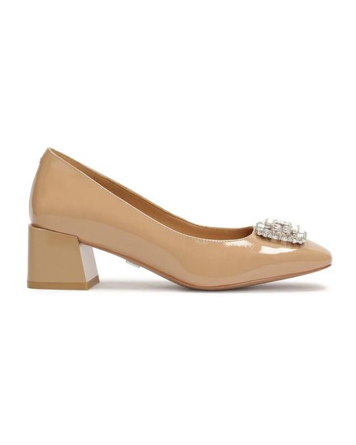 Kazar White Pumps Mit Schmuckverzierung