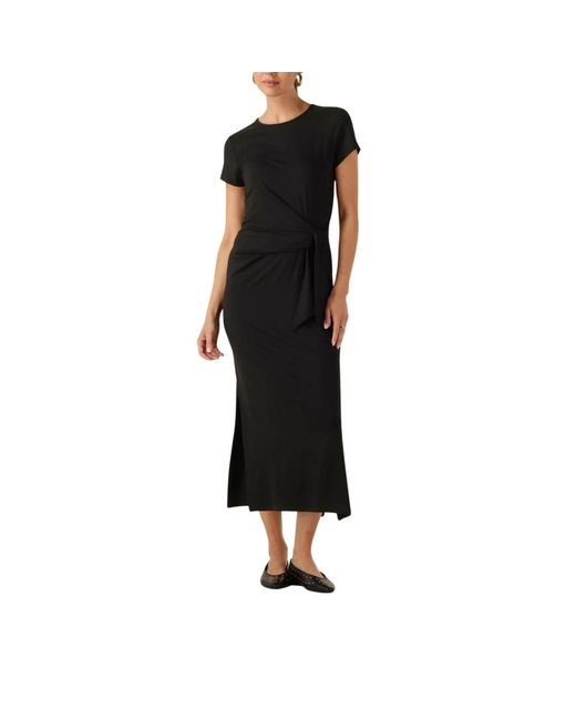 Modström Kleedjes ,Zwart ,Zwarte Midi Jurk Voor Zonnige Dagen in het Black