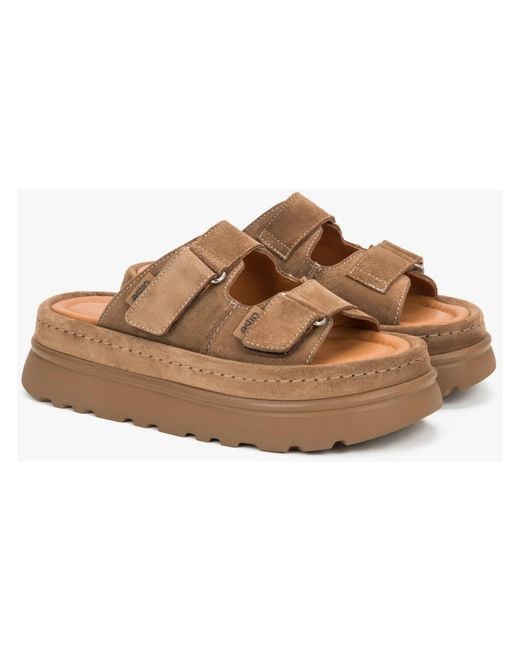 ESTRO Brown Sliders