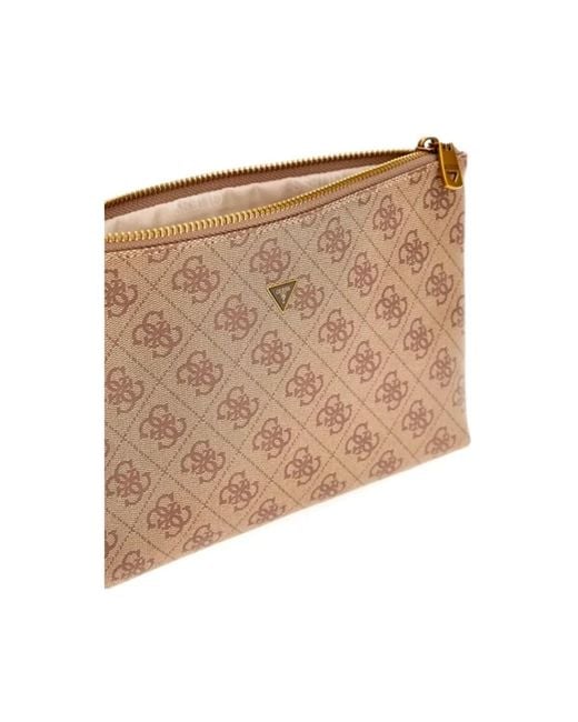 Guess Clutches in het Brown
