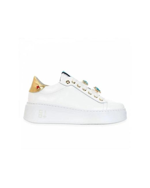 + - shoes > sneakers GIO+ en coloris White