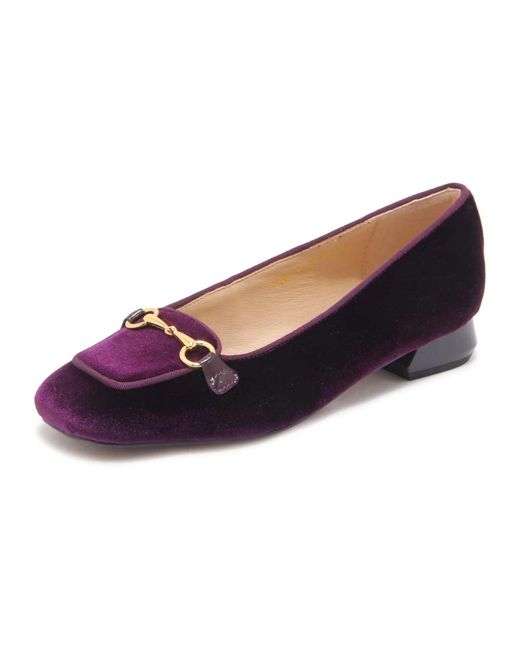Emanuélle Vee Schoenen ,Paars ,Fluwelen Loafer Audrey Mocassin in het Blue