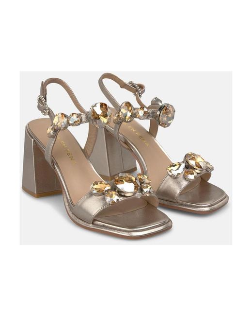 Alma En Pena. Metallic High Heel Sandals