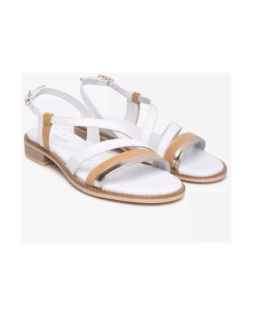 Nero Giardini White Leder Sandalen Mit Blockabsatz Und Schnallenverschluss