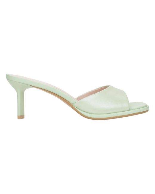 ESTRO White Heeled Mules