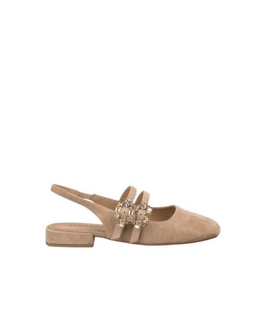 Alma En Pena. Natural Ballerina Shoes