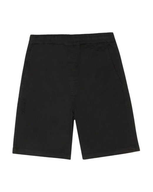 Iuter Casual Shorts in Black für Herren
