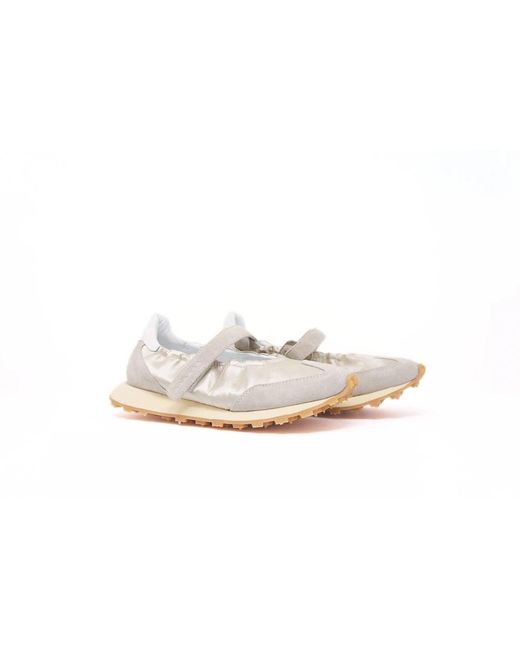 RUN OF White Sneakers
