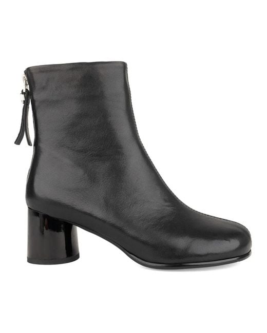 Linda Baumann Black Heeled Boots
