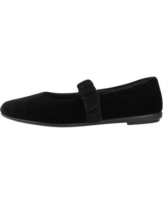 Vulladi Candy in het Black