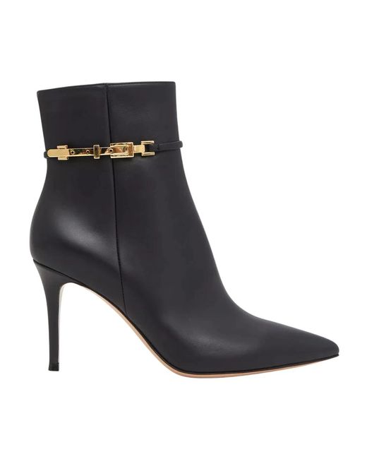 Heeled Boots di Gianvito Rossi in Black