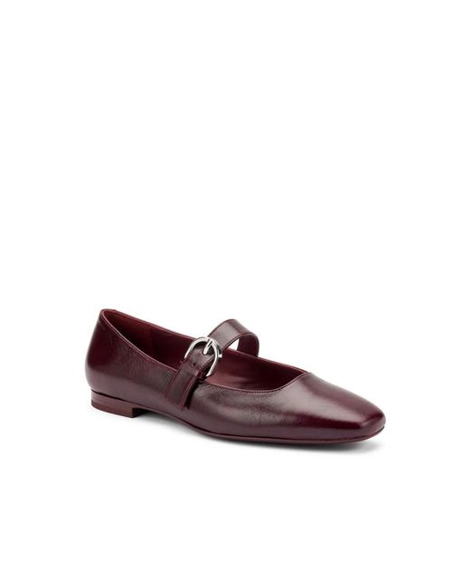 Frau Red Ballerina Flats Mit Quadratischer Spitze Bordeaux