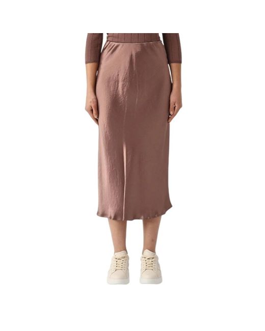 Max Mara Rokken ,Paars ,Satijn Satin Midi Rok Rechte Lijn Licht Uitlopend in het Brown