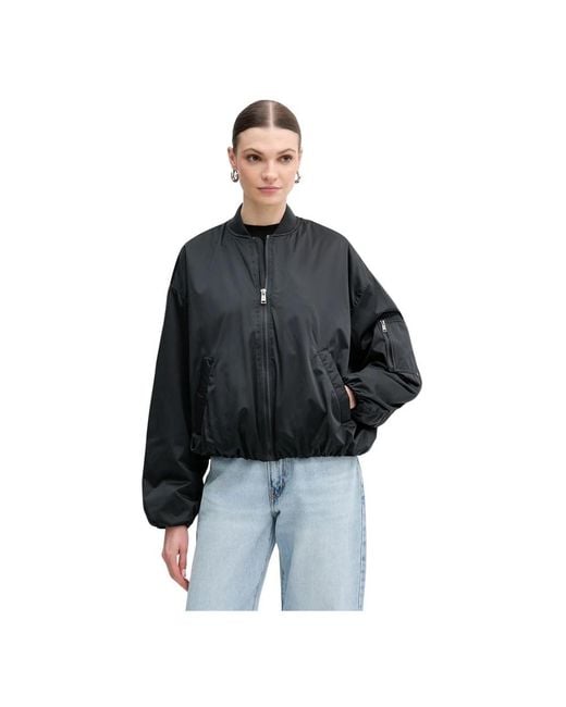 Light Jackets Guess en coloris Black